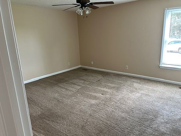 2nd image of 1241 Archwood Dr