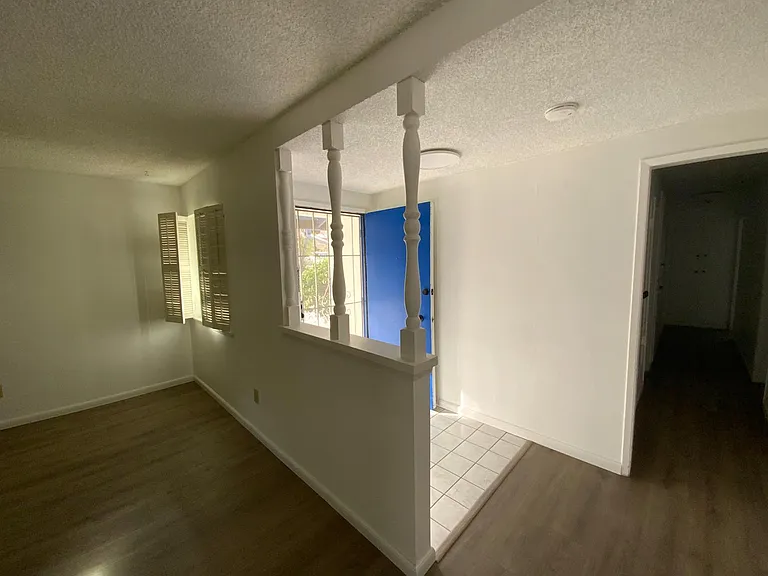 401 Massachusetts Ave — Photo 17