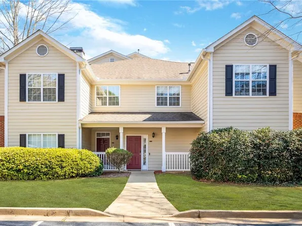 703 Spring Heights Ln SE, Smyrna, GA 30080