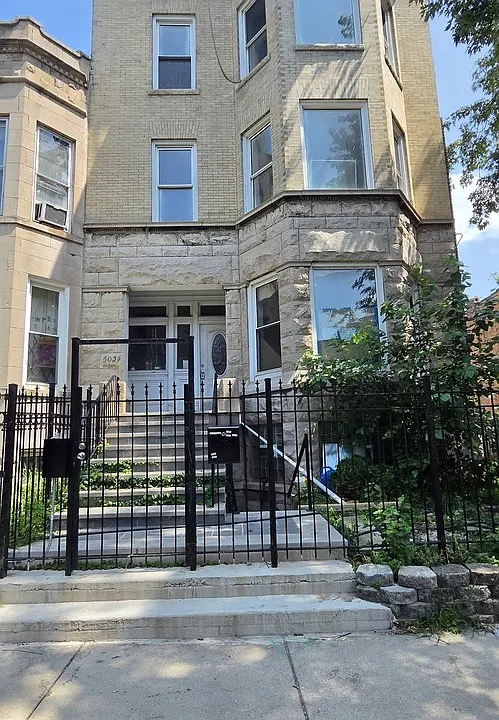 S Eberhart Ave