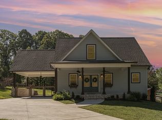 1335 Wallace Rd, Portland, TN 37148