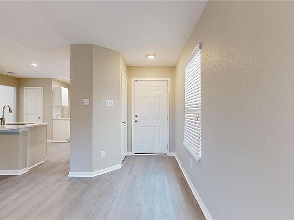 4th image of 2818 N Red Birch Cir