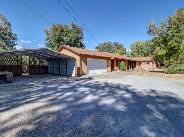 8606 Airport Rd, Redding, CA 96002