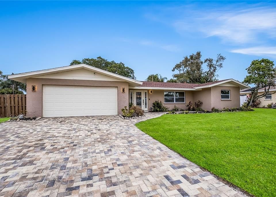 1st image of 2527 Waneta Dr