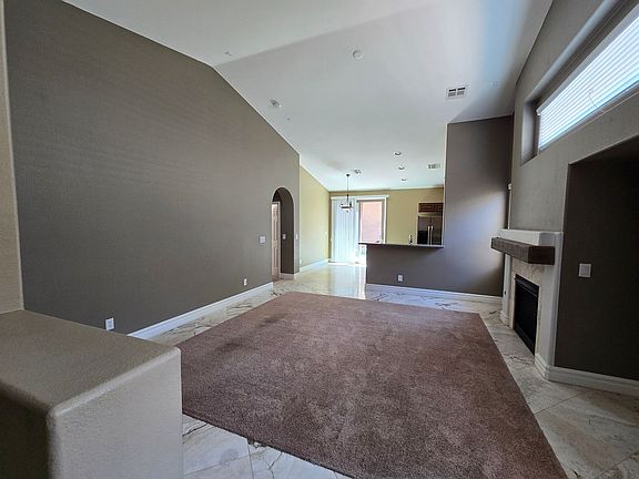 5th image of 111 Sandy Bunker Ln