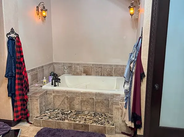 31139 Wingate Rd, Sedalia, MO 65301