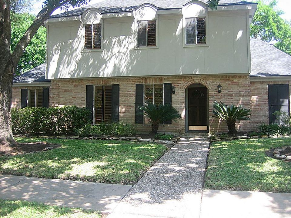 1st image of 1715 Warwickshire Dr