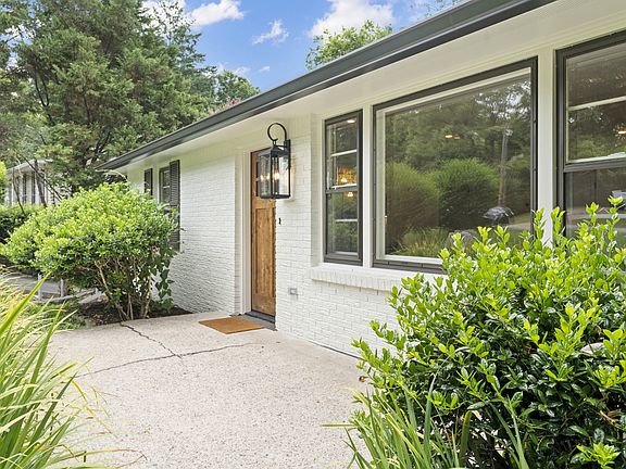 4th image of 807 Winthorne Ct