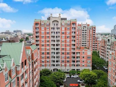 55 Oceana Dr E APT 8D, Brooklyn, NY, 11235