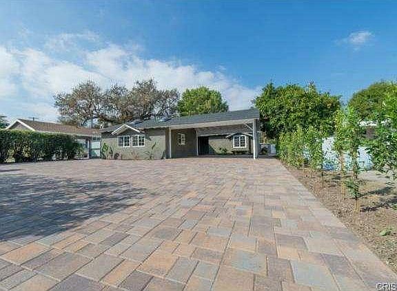2nd image of 23049 Leonora Dr