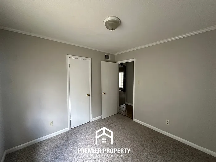 5288 Yale Rd — Photo 13