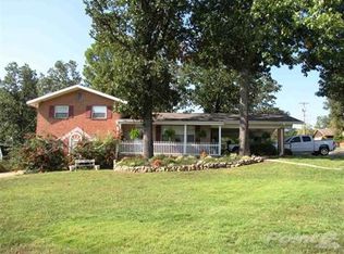 1945 Woodhaven Rd, Poplar Bluff, MO 63901