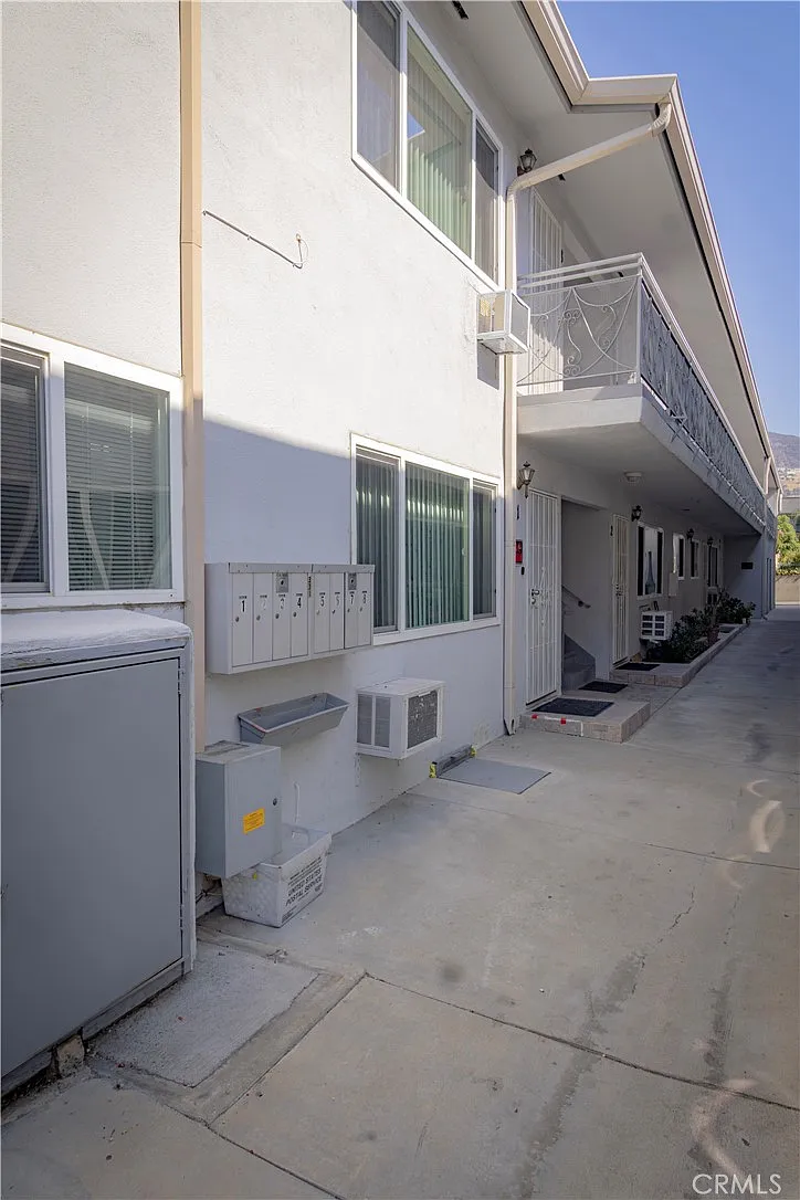 2 bed, 775 sqft, $2,450 — Photo 4