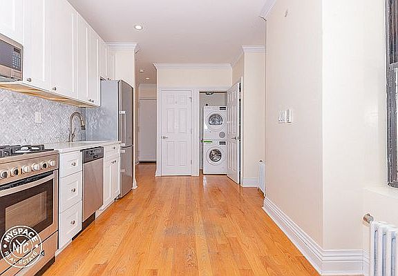 2nd image of 606 Bushwick Ave #32