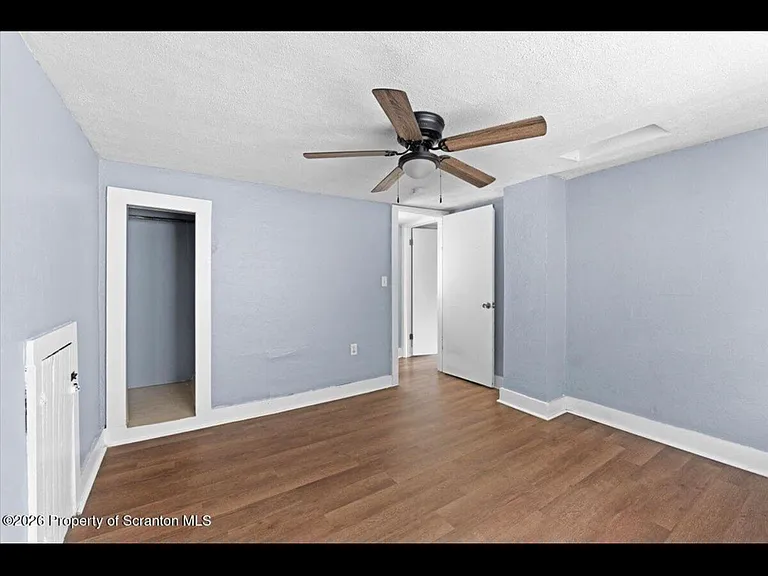 123 Mooney St — Photo 2