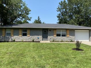8708 W Trails West Dr, Columbia, MO 65202