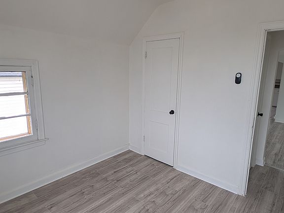 2nd image of 605 Michigan Ave #2E