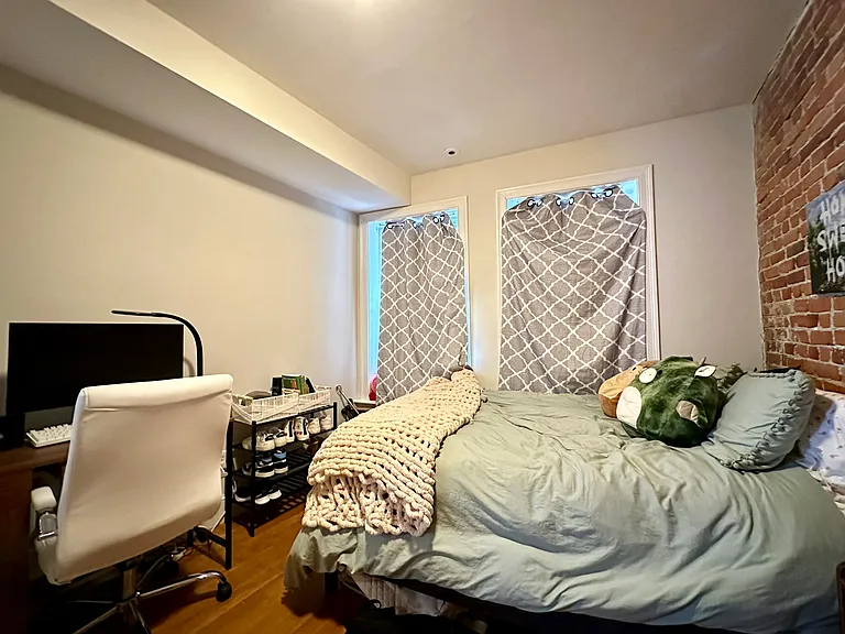 836 Huntington Ave #1X — Photo 14