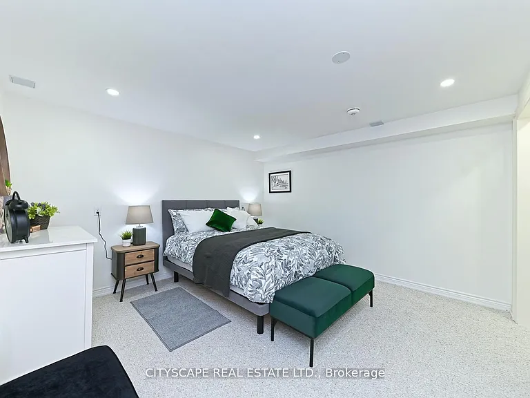 354 Plains Rd W — Photo 16