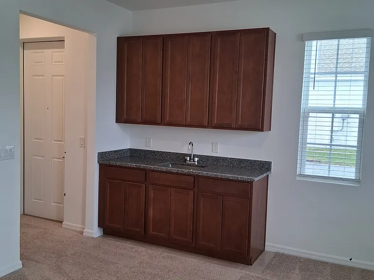 772 Fairfields St — Photo 10