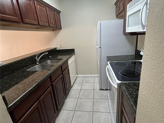 5th image of 1501 Stallings Dr APT 41