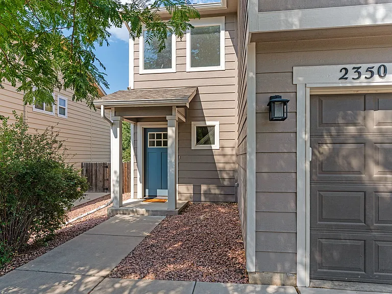 2350 Spring Blossom Dr — Photo 2