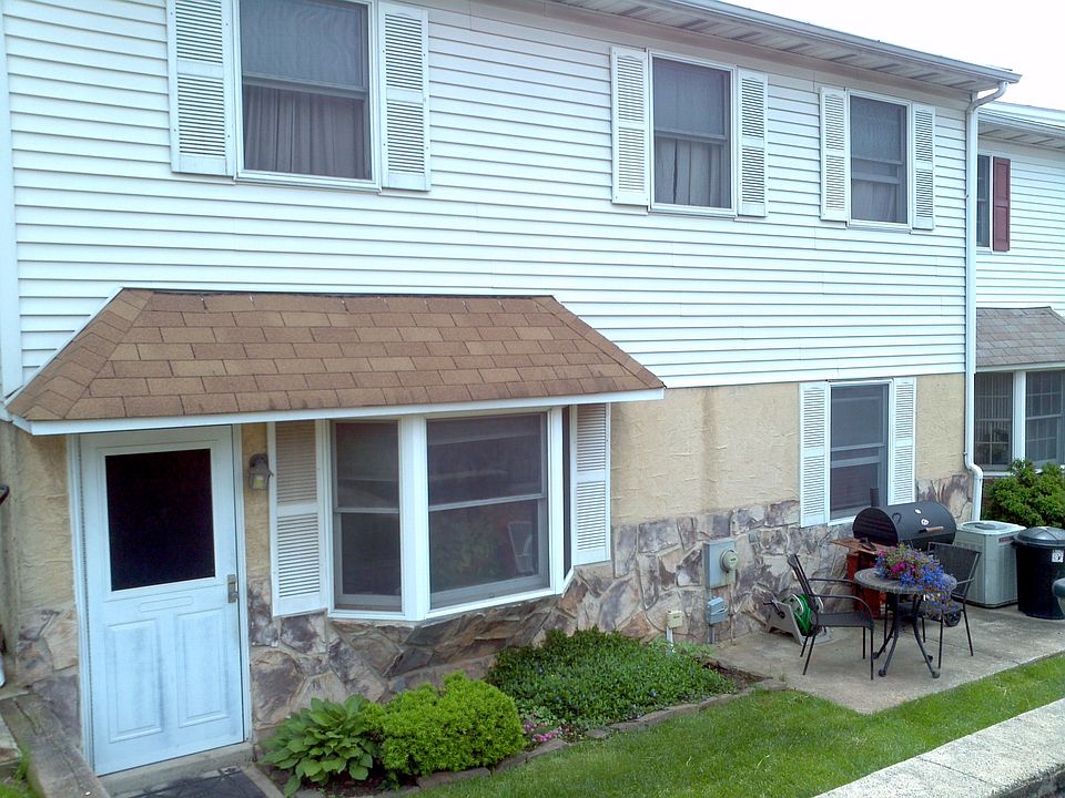 Outside Front Yard