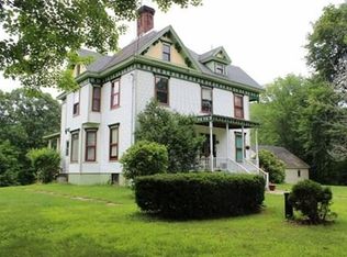 10 Maple Ave, Erving, MA 01344