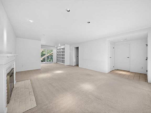 4th image of 6433 Mesa Oaks Lane