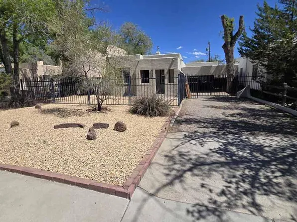 232 Solano Dr NE, Albuquerque, NM 87108
