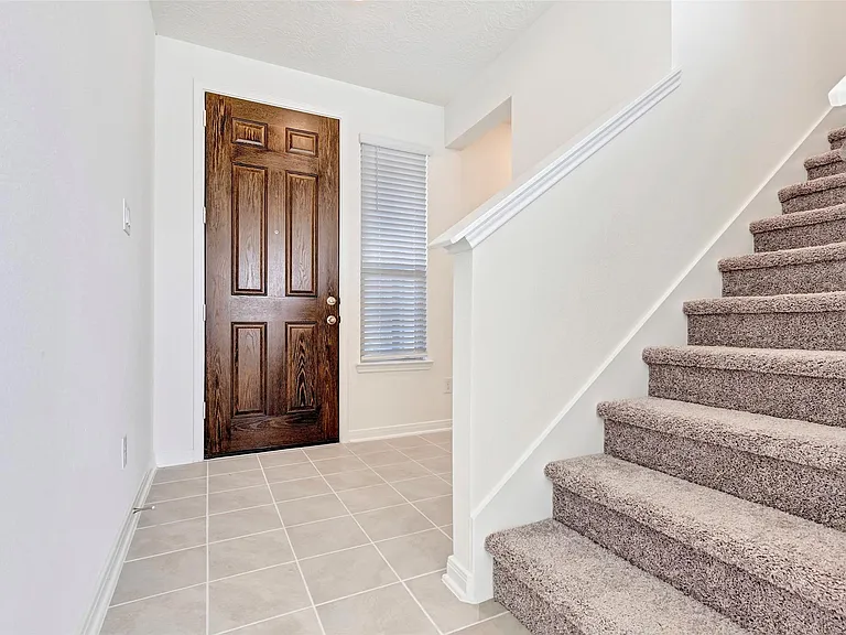 9423 Castillo Ct — Photo 5