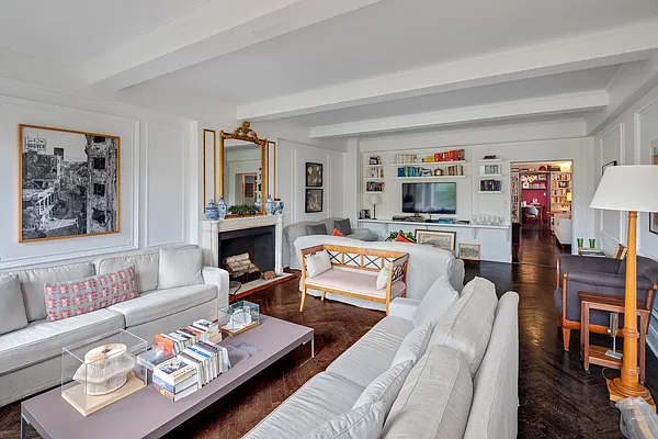 Sold by Compass | media 4