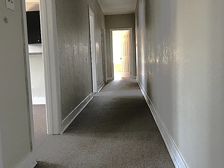 1608 W 35th St #1610-1/2 — Photo 9