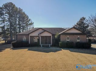 250 Riverside Dr, Huntsville, AL 35811