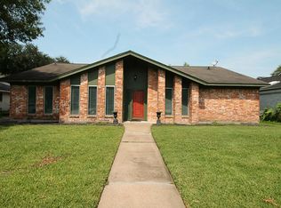 15303 Seahorse Dr, Houston, TX 77062