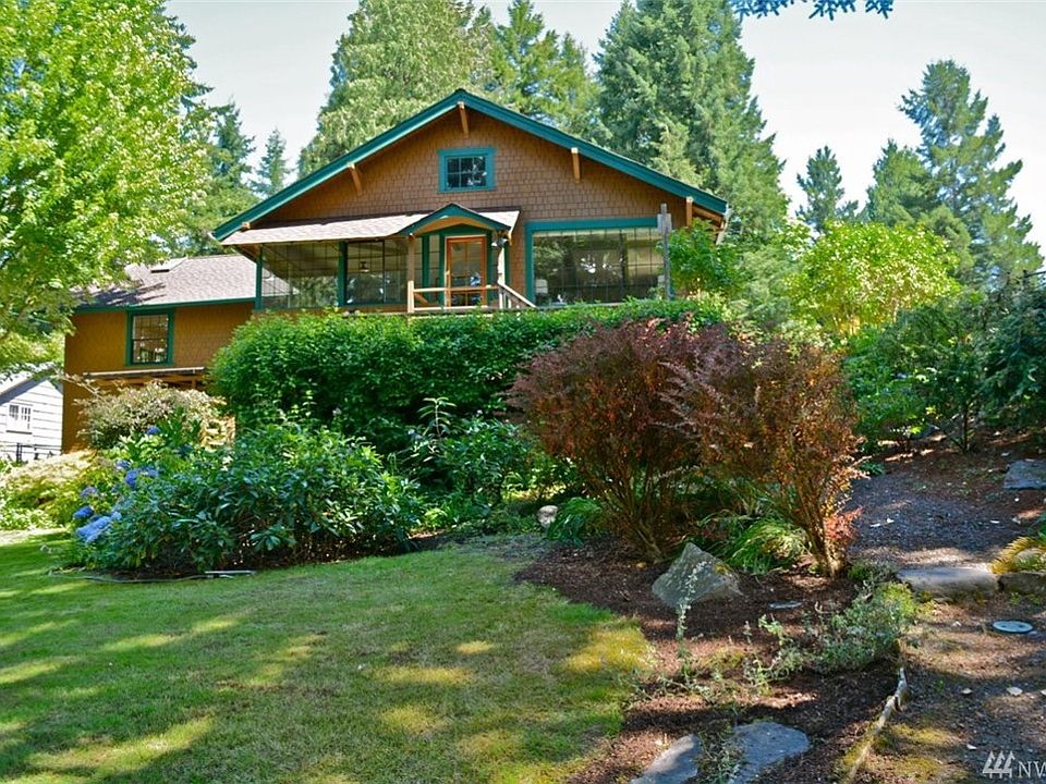 1st image of 2113 Marine Dr