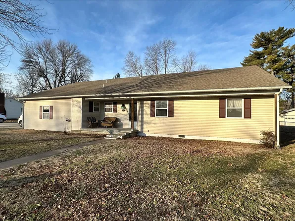 1845 S Grand Avenue, Carthage, MO 64836