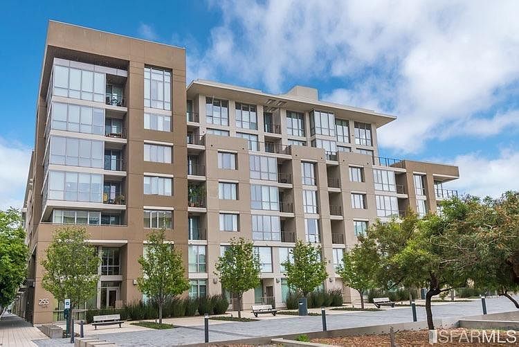 1st image of 255 Berry St APT 317