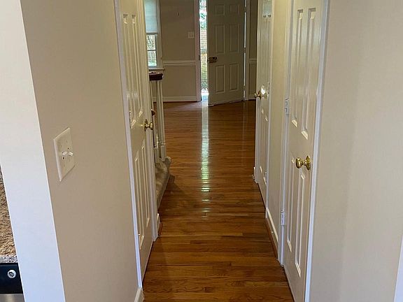 5th image of 1314 Kenmore Ave #8