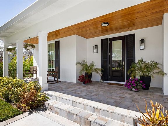 3rd image of 5169 SE Horseshoe Point Rd