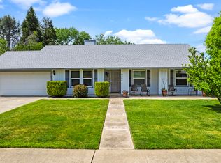 6708 Creekside St, Redding, CA 96001