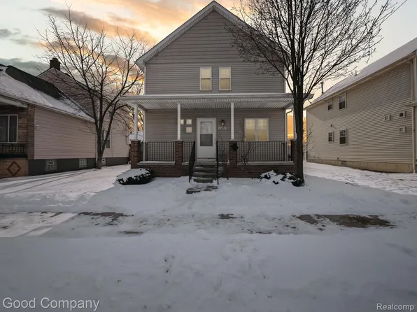 2348 Hewitt St, Hamtramck, MI 48212