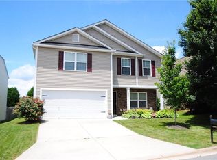 4982 Old Towne Village Cir, Pfafftown, NC 27040