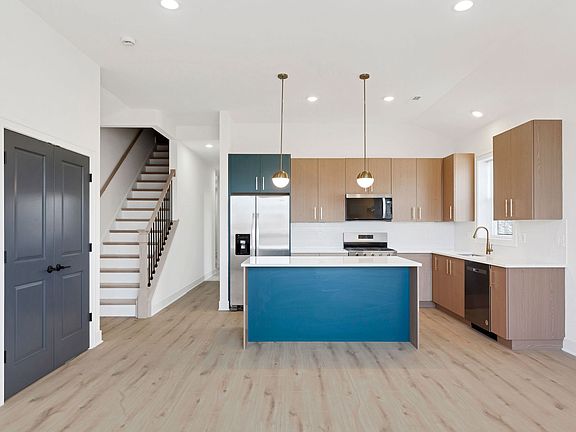 4th image of 4314 S Evans Ave #3