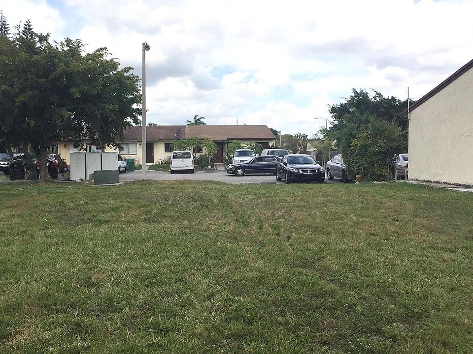 2nd image of 14250 SW 283rd Street