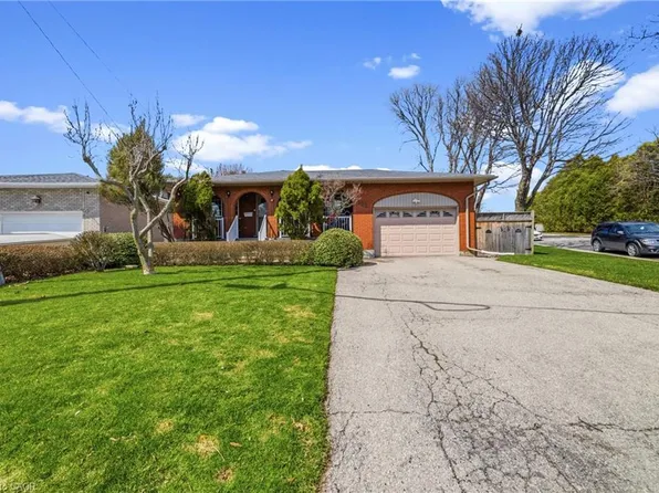 122 Greencedar Dr, Hamilton, ON L9C 6W6