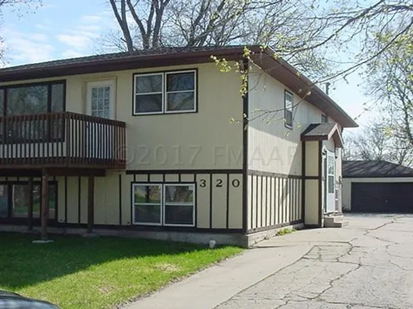 320 22nd St S, Fargo, ND 58103