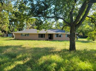 2749 Fm 2022, Elkhart, TX 75839