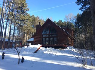 4047 Saint Francis Park Dr, Green Bay, WI 54313