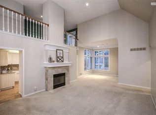 9509 W 122nd Ter, Overland Park, KS 66213